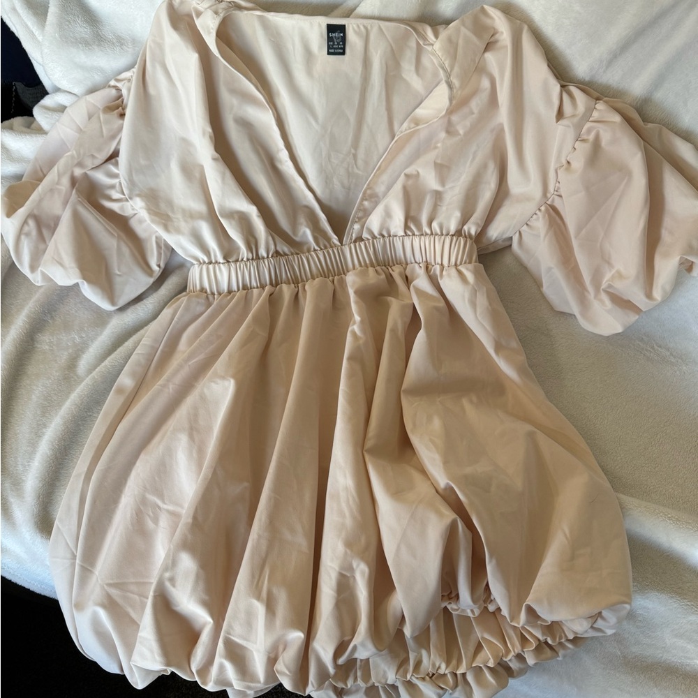 SHEIN Puff Sleeve Deep V-Neck Dress - Cream - Size Large